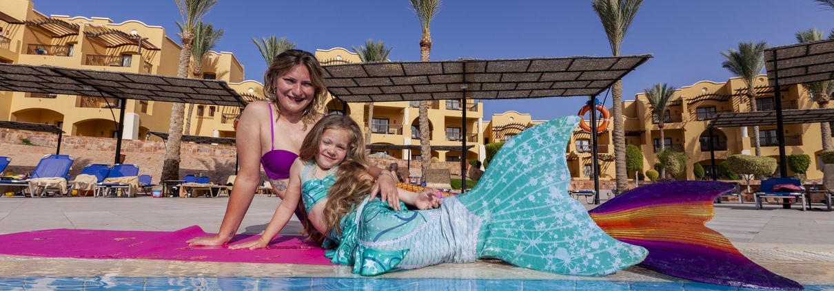 Mermaiding-2019-Pool-2